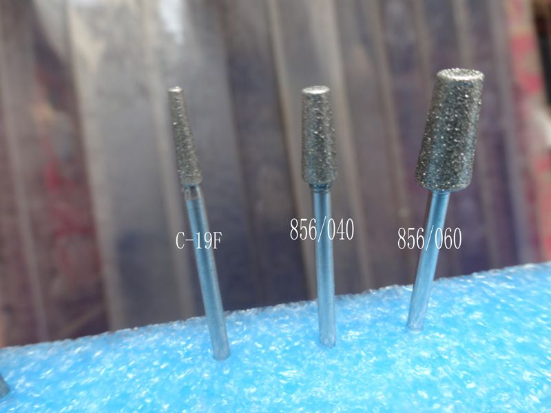 廠家供應(yīng)牙科技工材料綠膠輪帶柄拋光膠片廠用
